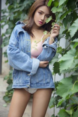 年轻女老师在线观看_DVD手机在线看